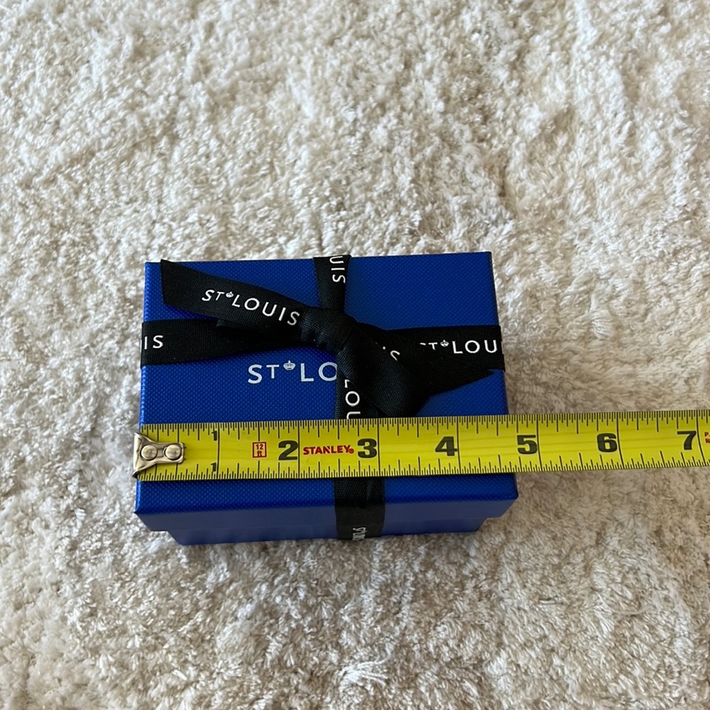 Hermes package box- St Louis